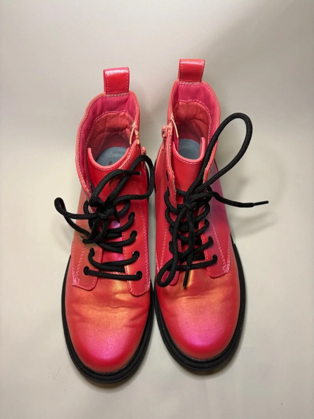 Art‎ Class Kayden Holographic Iridescent Lace-Up Combat Boots Big Kids Size 4